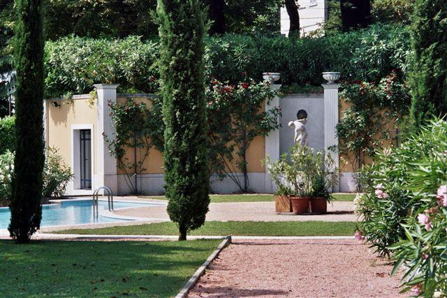 Residence Ville Lago Lugano Porto Ceresio Bagian luar foto